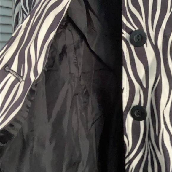 Jacket - Picture 4 of 5